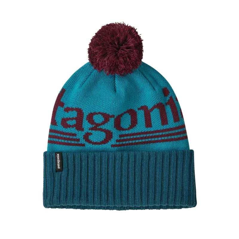 Patagonia Powder Town Beanie in Mountain Minded Geo: Smolder Blue