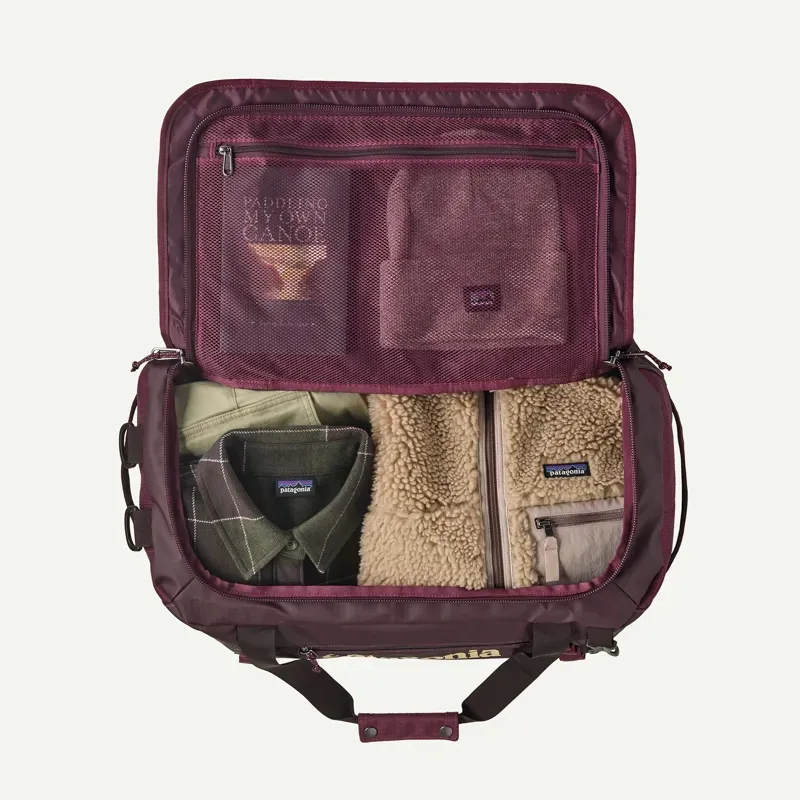 Patagonia Black Hole 40L Duffel in Berry Fig-5