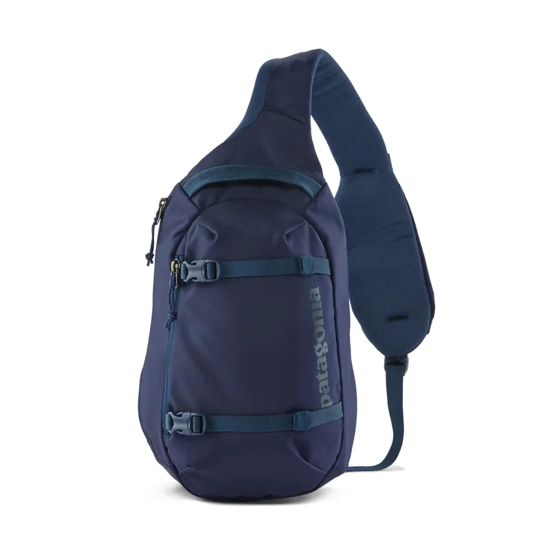 Patagonia Atom 8l Sling in Classic Navy