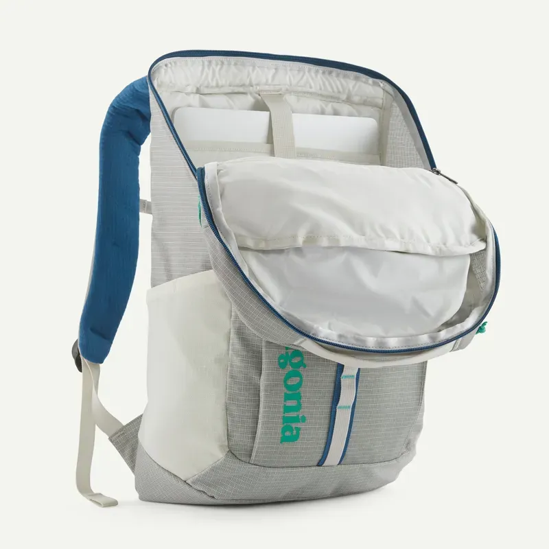 Patagonia Black Hole 25l Pack in Birch White-3