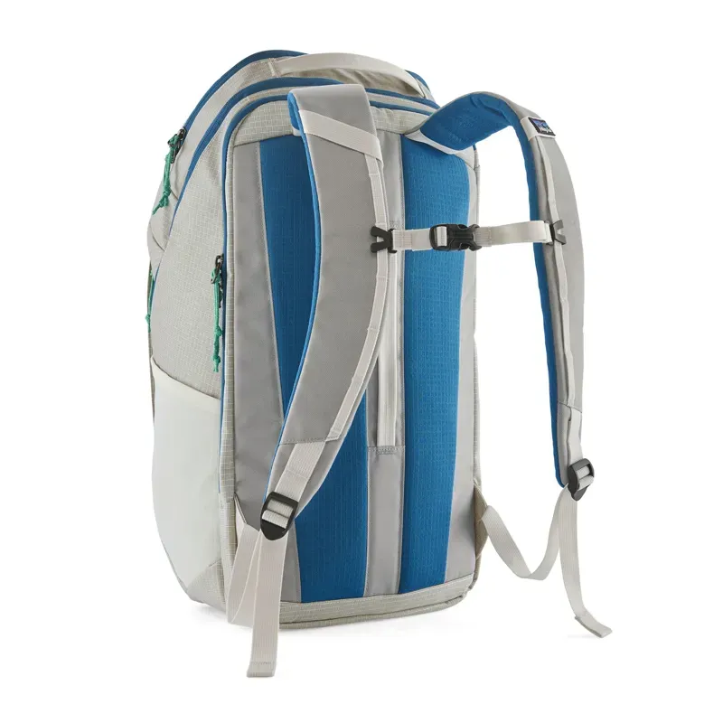 Patagonia Black Hole 32l Pack in Birch White-1