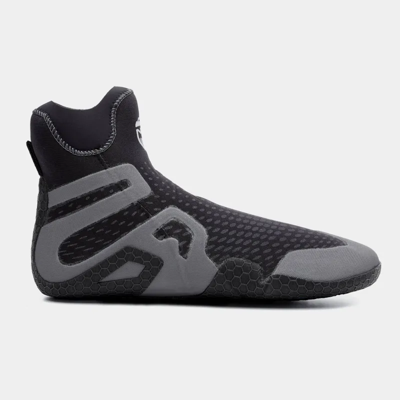 NRS Freestyle Wetshoe in Black