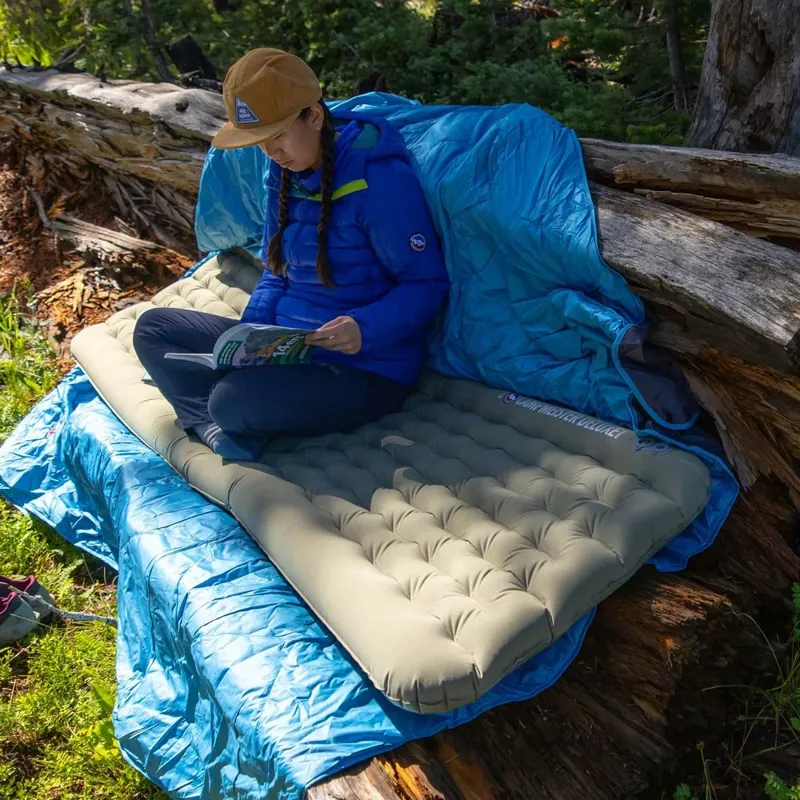 Campmeister Deluxe Insulated 25x72 WIDE REGULAR-5