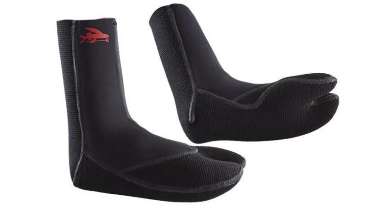 Patagonioa R4 Hybrid Neoprene-Free Booties in Black